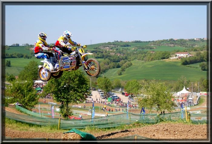 cross 043