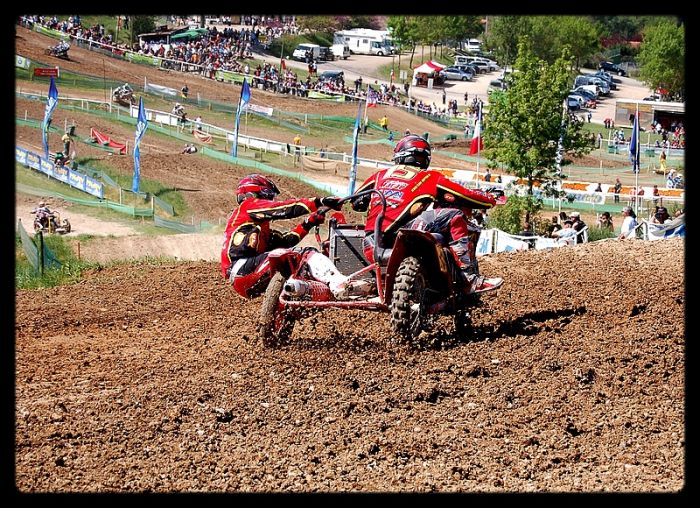 cross 049