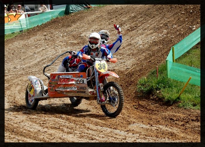 cross 068