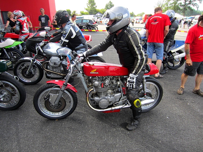 057  Coyote 2011 