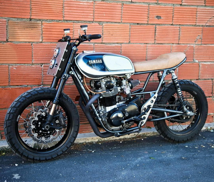 Moto 301