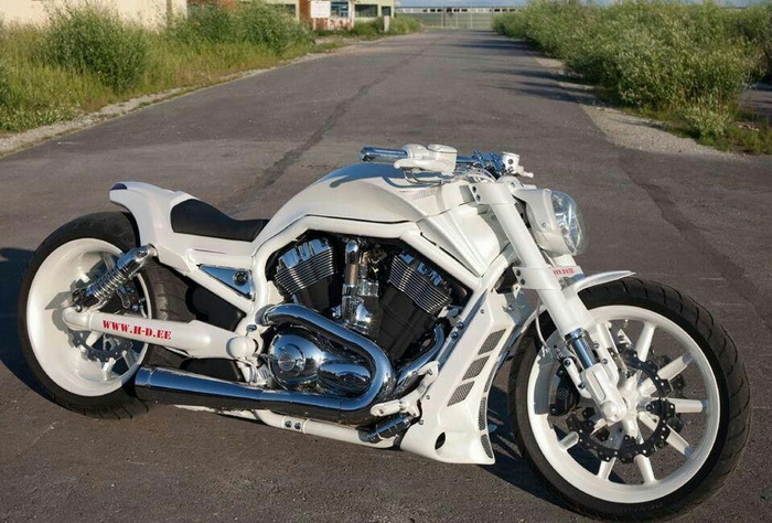 Moto 381
