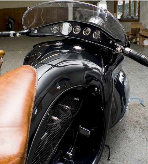 Moto 465