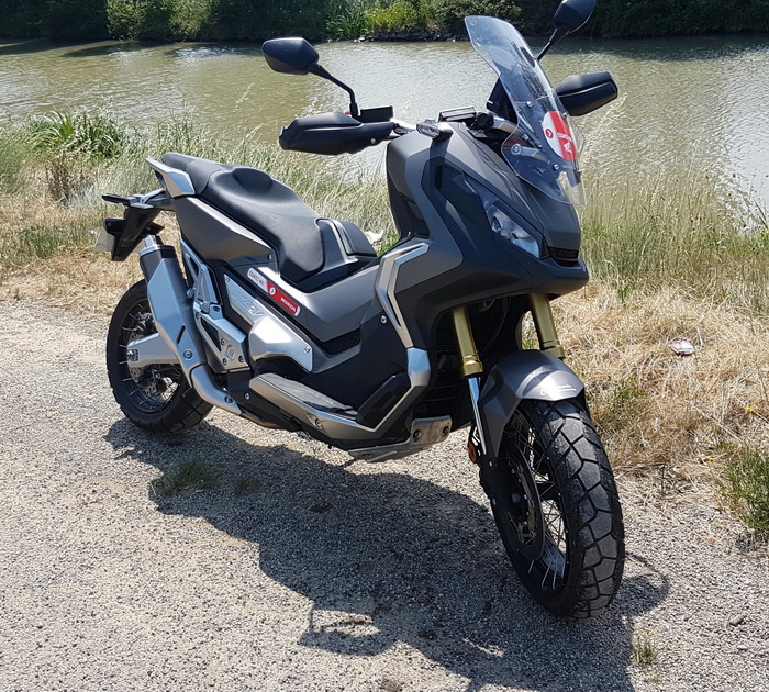 Moto 490