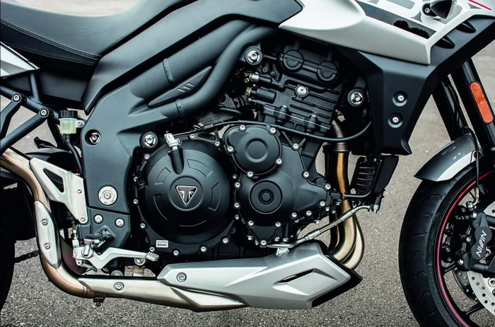 Moto 680